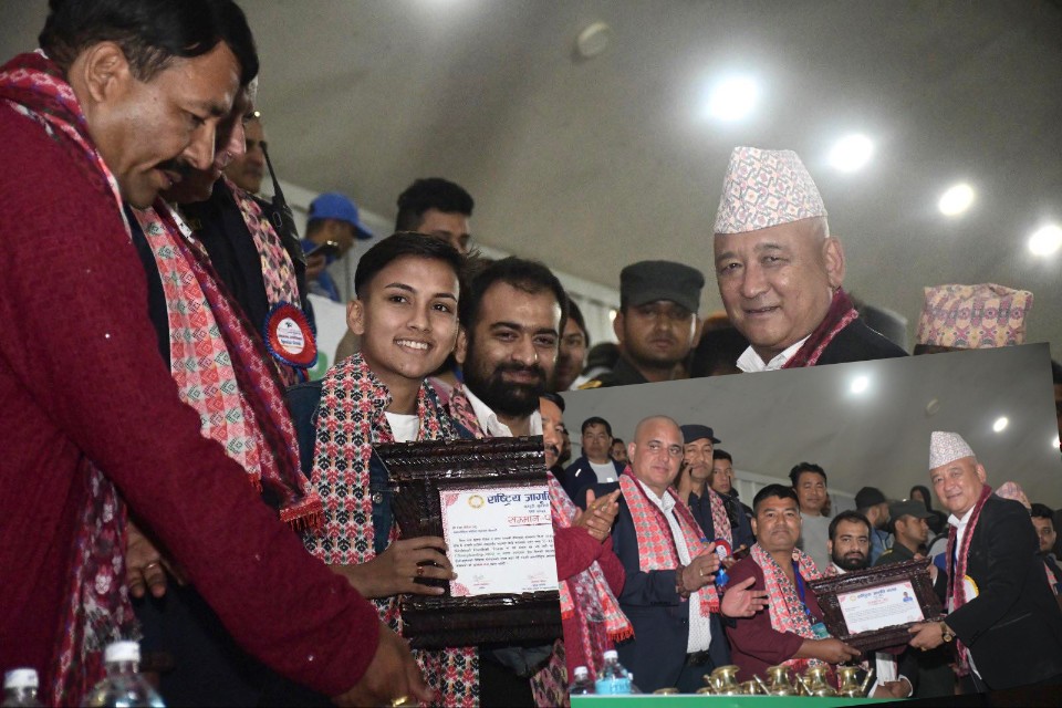 Itahari Sub Metro & Ra Ja Club Honor Rekha Paudel & Coach Shyam Manandhar